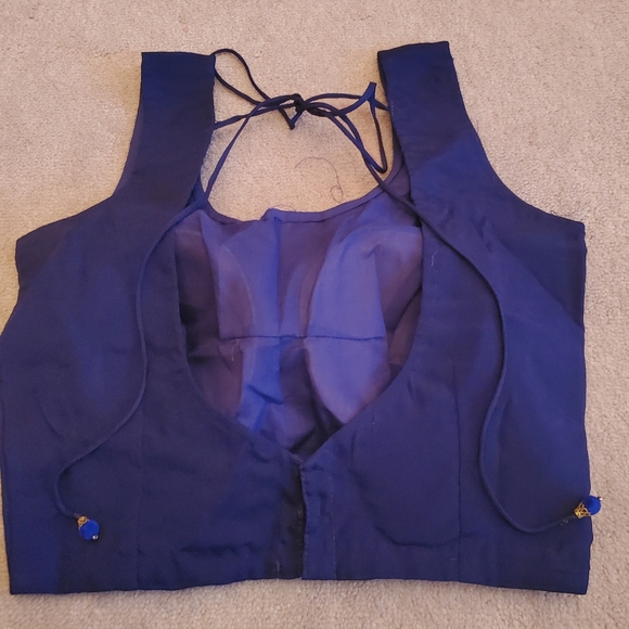 Blouse - Picture 2 of 2